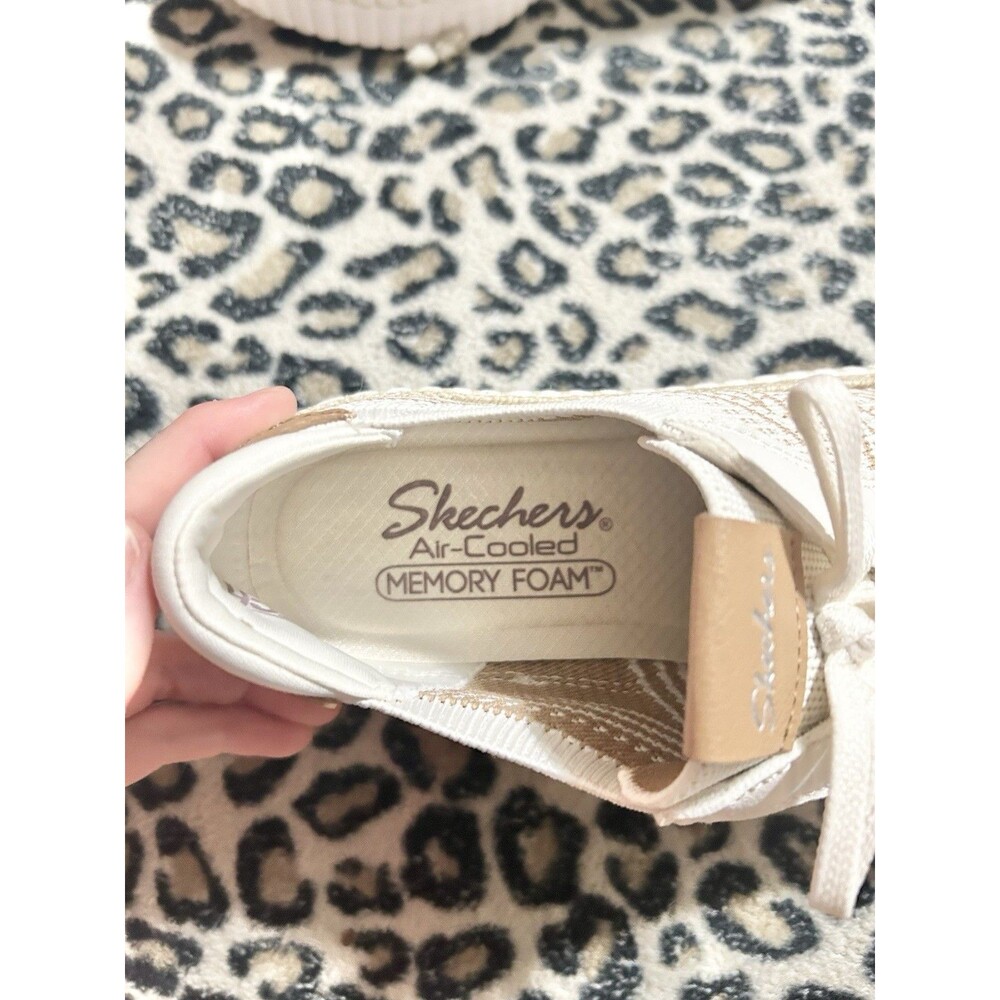 Sketchers Womens Wilshire Blvd Sneakers White & Tan Size 8 Casual Comfort Vegan - Picture 10 of 10